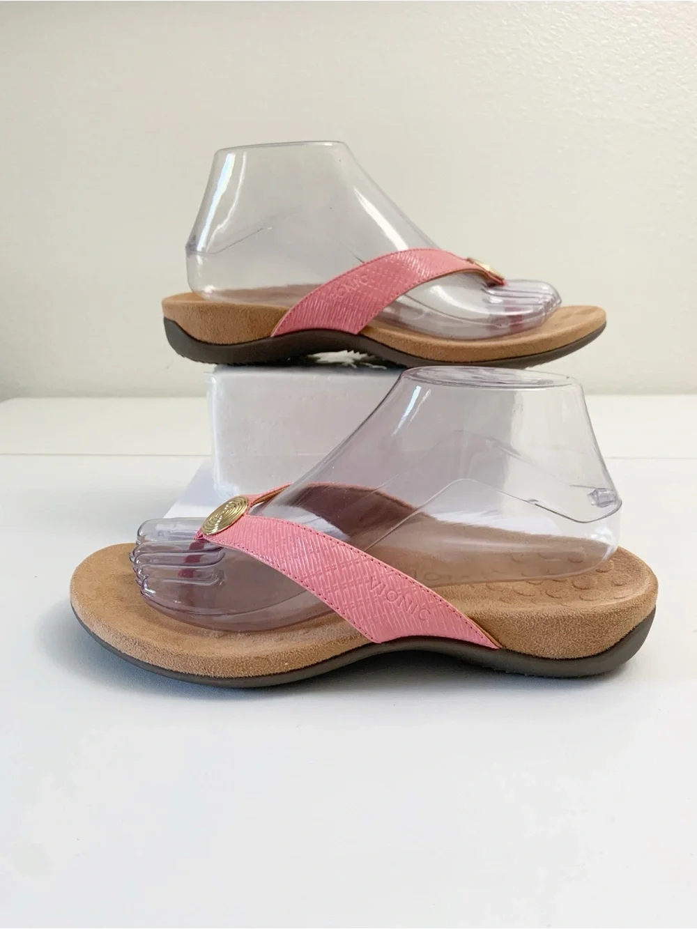 Vionic “Hilda” Women’s Flip Flop Sandals ~ 7.5